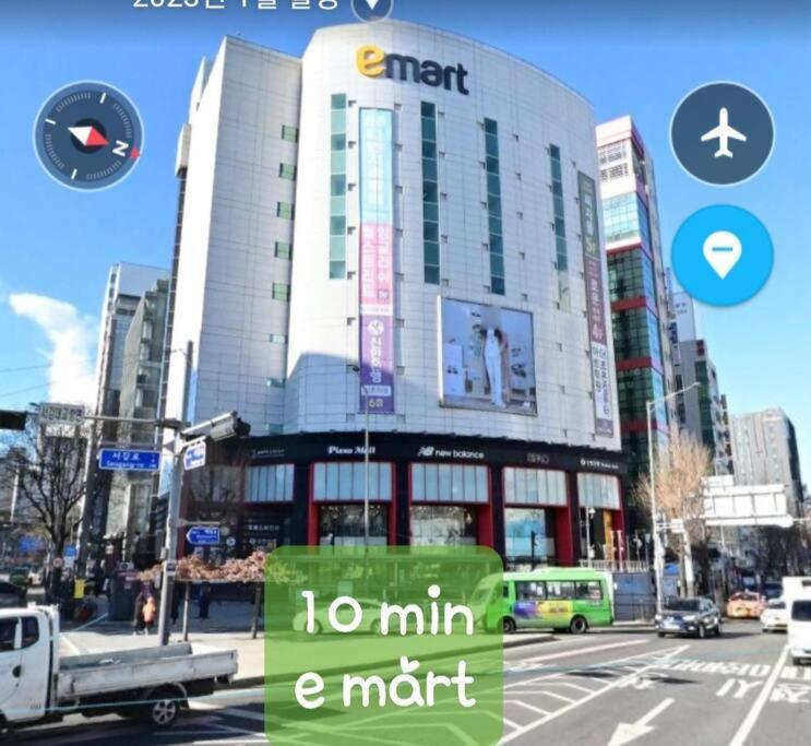 Arex Hongik Station 3min Apartment *