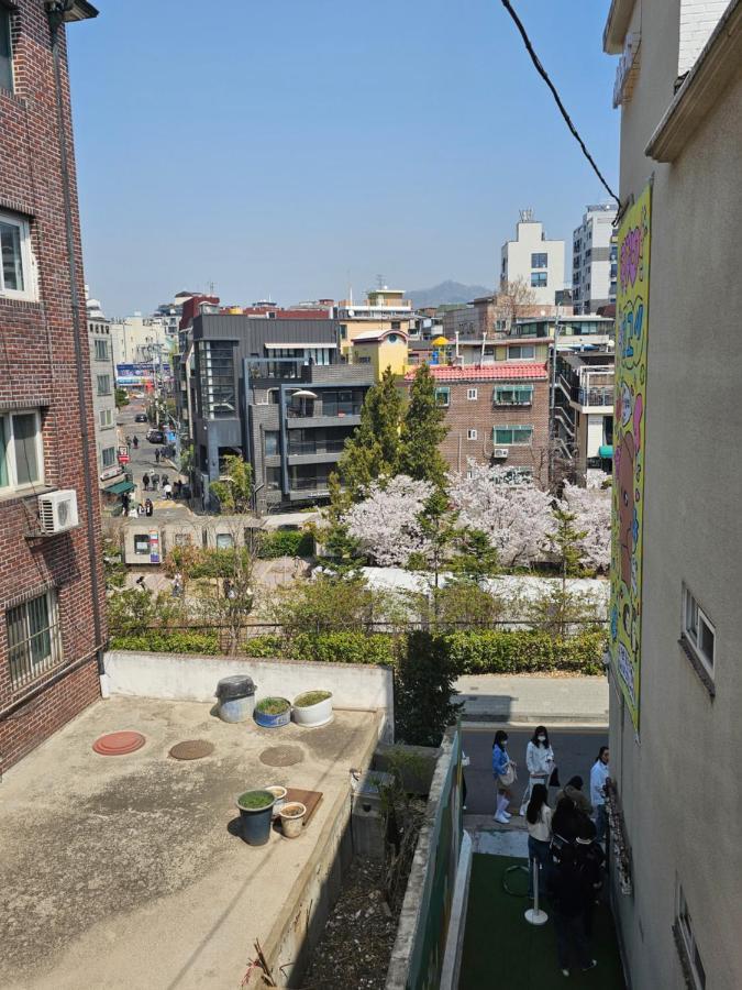 Apartment Arex Hongik Station 3min *